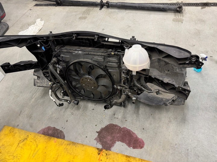 фото №12, Перед комплектний sprinter 907 910 2.2 капот бампер pas лампи pas радіатор