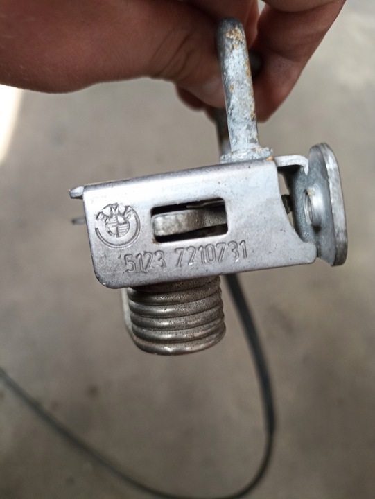 фото №6, Петлі капота трос bmw f25 x3 7210731 7210735