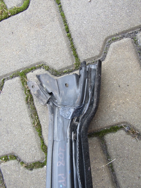 фото №13, 8 mercedes clk w208 права передня гумова прокладка кузовна двері