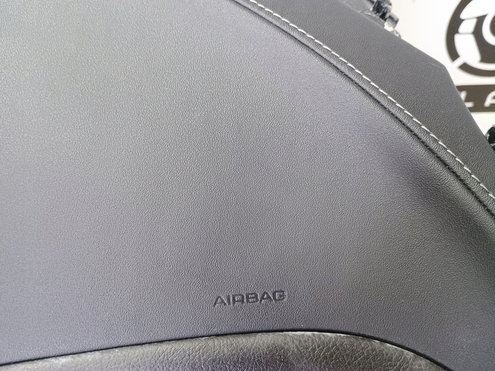 фото №8, Chevrolet corvette c7 шкіра панель консоль подушка безпеки подушки ремені ремонт