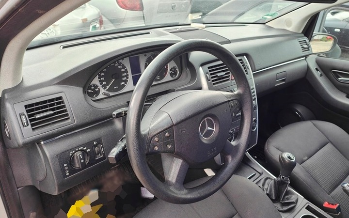 фото №1, Mercedes b-klasa w245 07r панель раздаточная подушка безопасности ремни