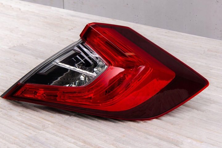 фото №10, Honda civic x 2016-2019 sedan лампа задня led права 33500texy01