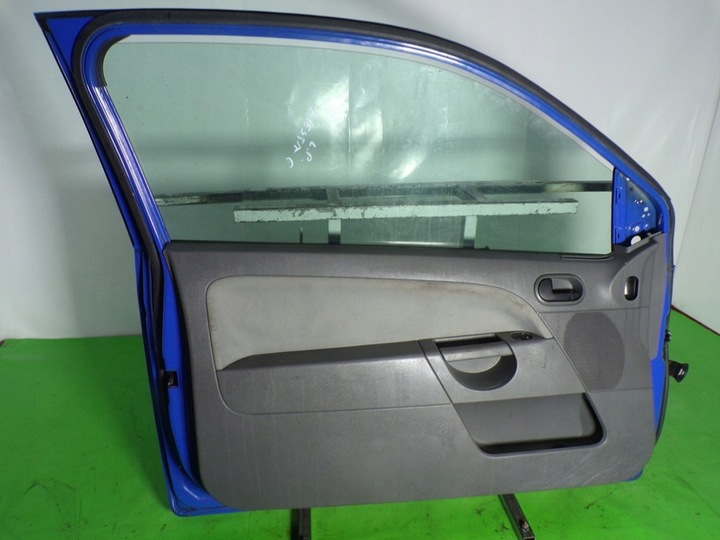 фото №8, Ford fiesta mk6 3d дверь левая перед лак x3