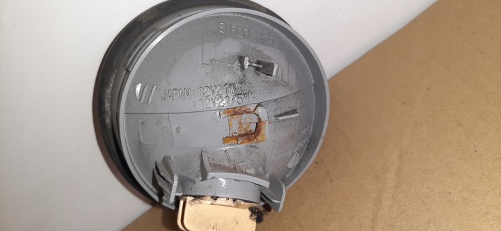 фото №11, Лампа кришки зад права + ліва lexus is is200 99-05