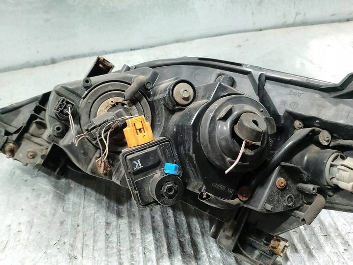 фото №7, Лампа перед правая mazda 5 05-10 p5115r p4998