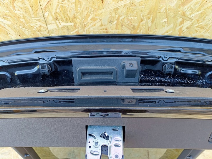 фото №7, Audi a7 c8 4k 2023r комплектная крышка зад w цвет идеальная ly9z