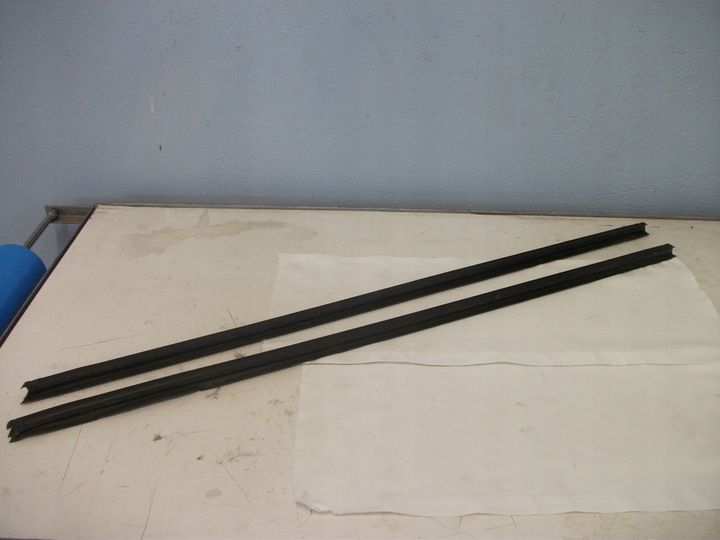 фото №1, Планка накладка перед audi a1 8x3837479