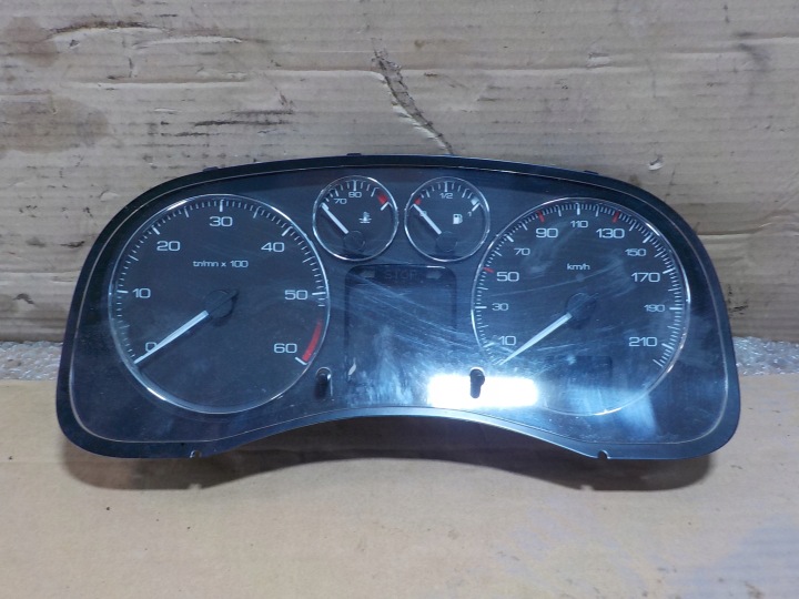 фото №4, Peugeot 307 1.6 hdi панель приладів 9654485280