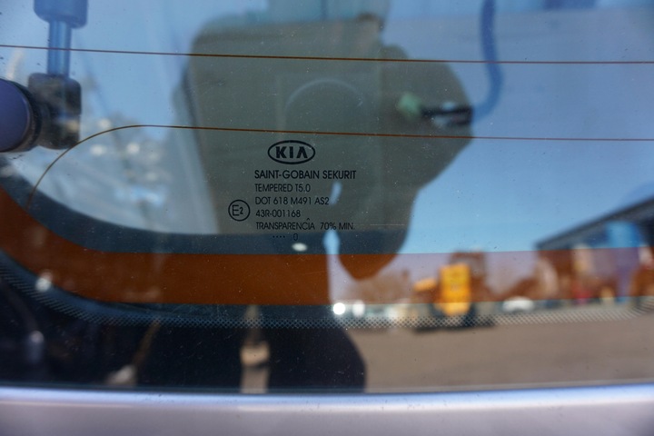 фото №10, Kia sportage ii je рестайлинг крышка багажника стекло 9s серебряная 2009год