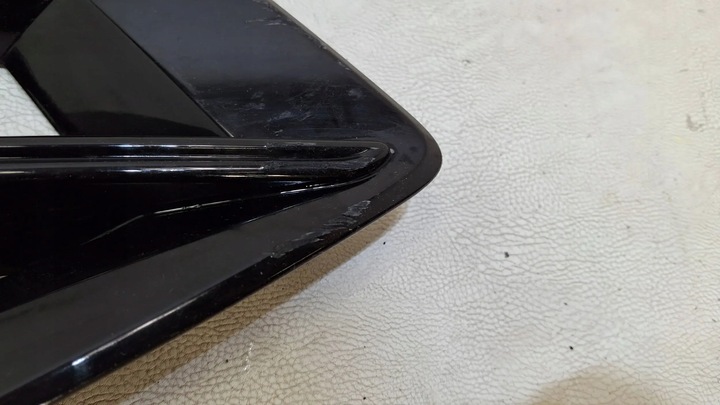 фото №6, Решітка бампера права vw arteon r-line 3g8853666f