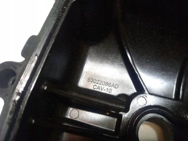 фото №11, Jeep grand cherokee wk2 srt 6.4 крышка клапанов