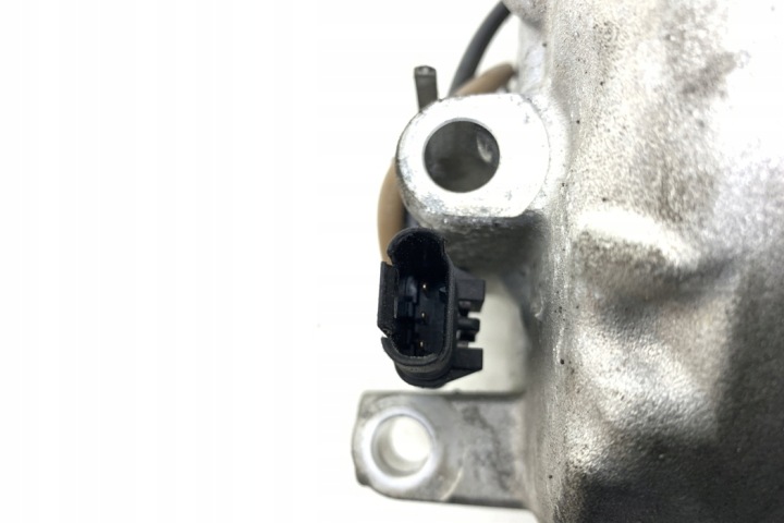 фото №7, Компрессор кондиционера bmw 7 f01, f02 9154072 4.4l бензин 330kw 2013