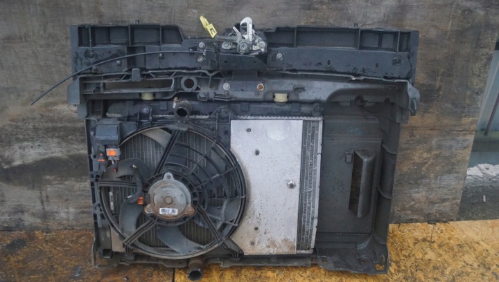 фото №8, Передняя панель радиатор citroen c3 picasso 1.6 vti