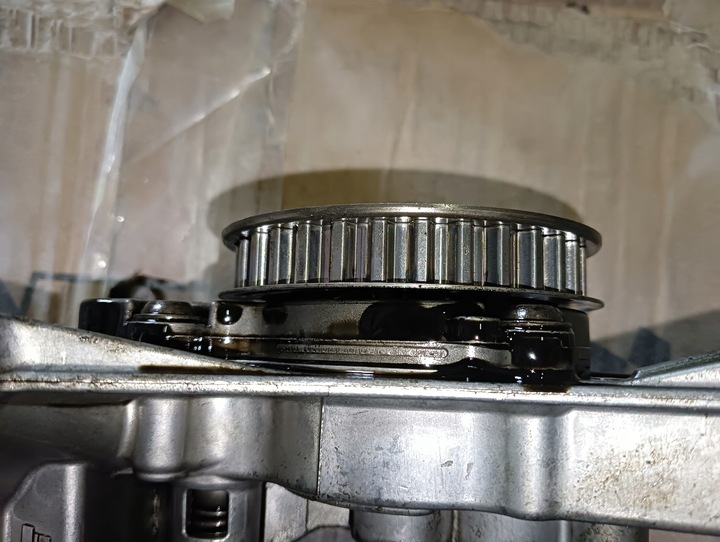 фото №8, Насос масляна vw audi 2.0 tdi | 03l115105c 03l115263