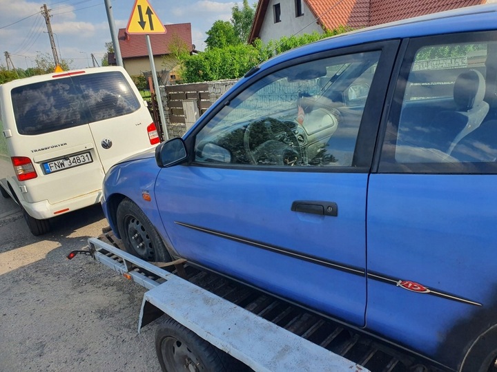 фото №12, Лампа задня права mitsubishi colt cj0 cjo 2003 1.3