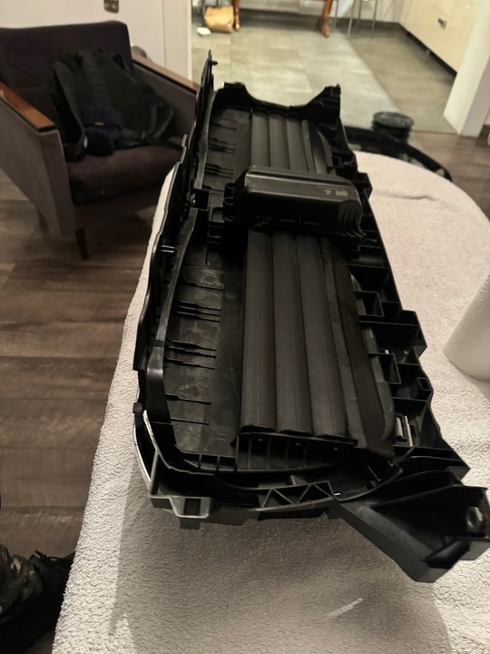 фото №11, Bmw ix3 g08 жалюзі ролета кермо повітря решітка радіатора оригінал