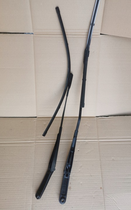 фото №1, Рычаг листовая рессора дворники audi rs4 rs5 8w 8w1966408