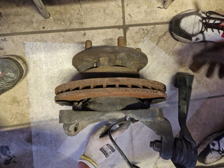 фото №8, Iveco daily 14- поворотный кулак перед рычаг