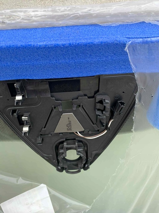 фото №6, Скло передня демо 3g8845011amnvb vw arteon + прокладка element кріпильний