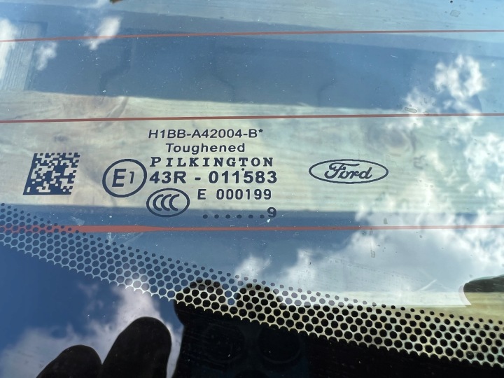 фото №10, Ford fiesta mk8 крышка багажника зад оригинал европа