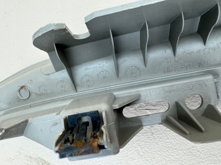 фото №15, Ford fusion рестайлинг 17r- обшивка защита верхняя стойка зад левый hs73-7831013