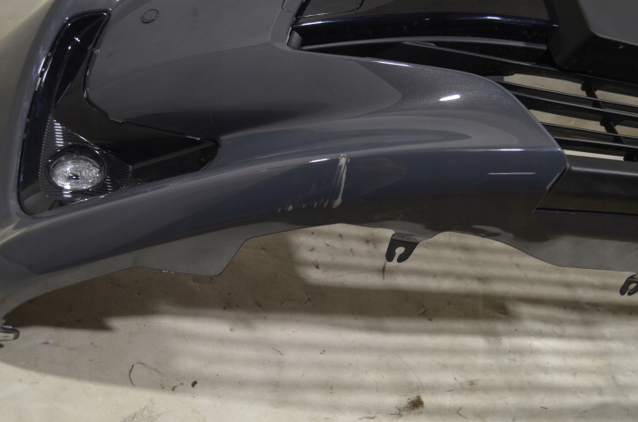фото №10, Toyota yaris iv p21 бампер перед 1m2 pdc led