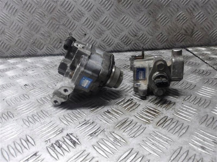 фото №8, Насос топлива распределитель mitsubishi carisma 1.8 gdi