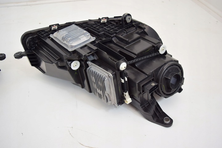 фото №10, Mercedes gle w167 лампа multibeam led права перед