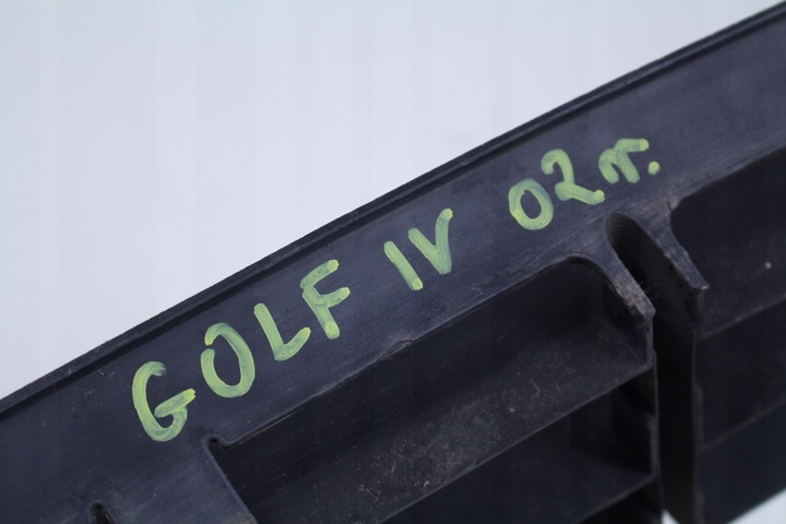 фото №7, Решітка бампера vw golf iv 02r.