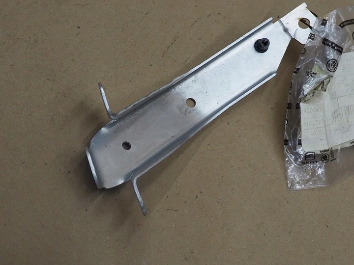 фото №14, Держатель ползун лампы audi r8 420 420805324a