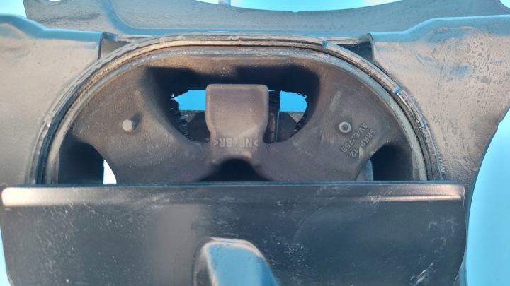фото №14, Toyota corolla e21 23r кронштейн підтримка подушка кронштейн