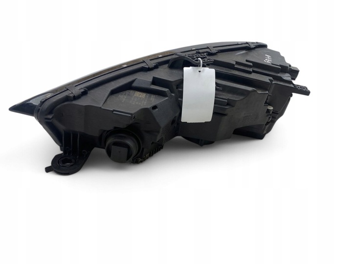 фото №15, Audi a4 s4 b9 8w 2023 права сторона лампа передня