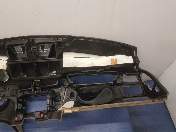 фото №14, Bmw 3 f30 панель роздавальна капот світлий подушка безпеки