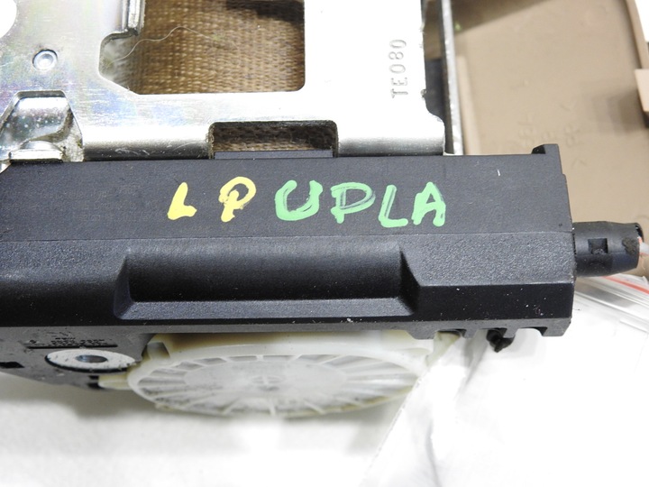 фото №5, Pas безопасности натяжитель левый перед uplander