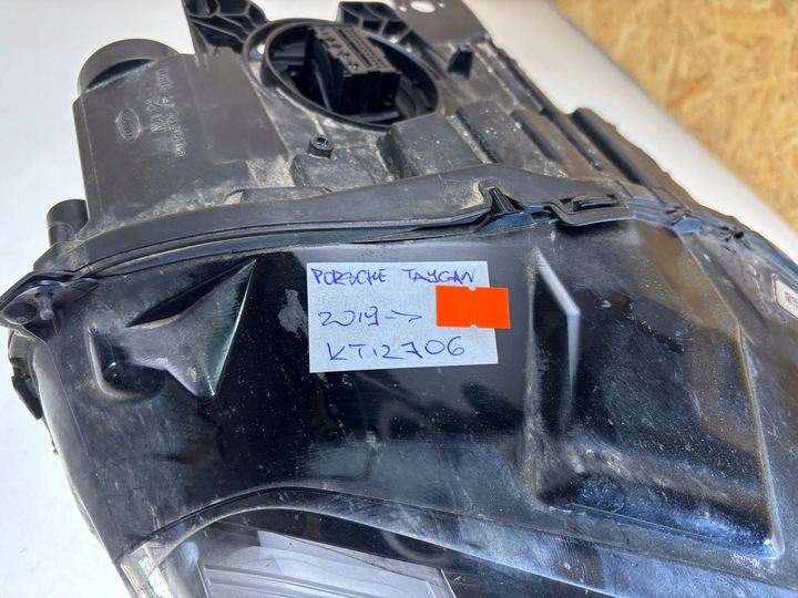 фото №10, Porsche taycan 9j1 2020 лампи передні