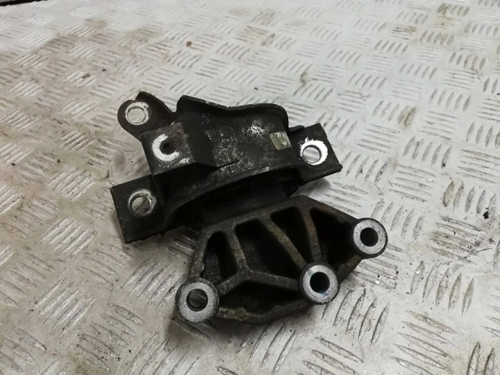 фото №1, Fiat 500 подушка лапи двигателя 1.3 m-jet