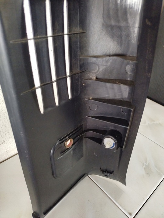 фото №9, Планка захист порога багажника зад renault modus 1.6benz 16v 8200213727