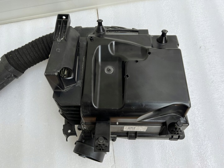 фото №11, Корпус фільтра повітря mercedes a6070900301