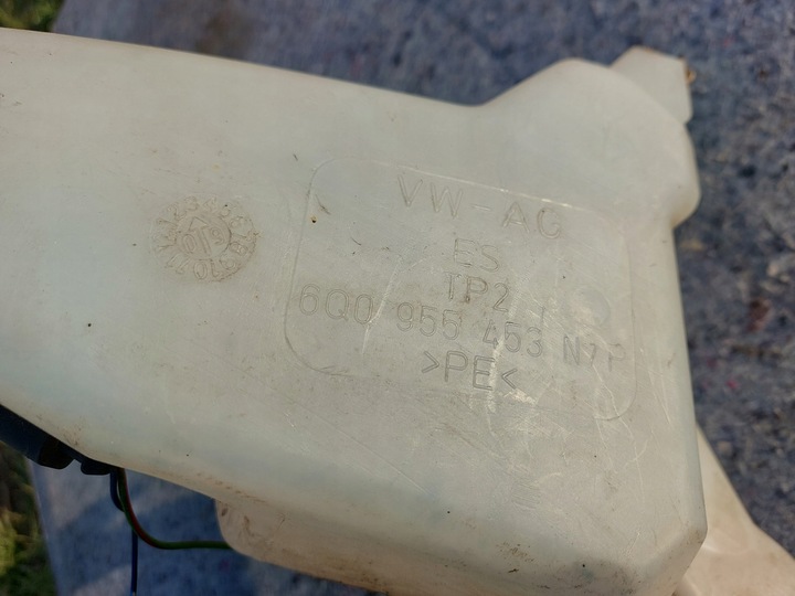 фото №6, Бачок омывателя vw polo 6r skoda fabia ii seat ibiza 6q0955453n/p