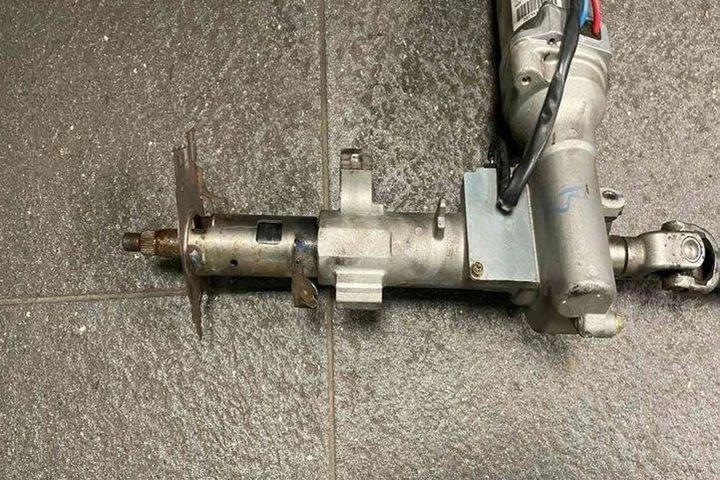 фото №8, Електричні підсилювач кермо toyota corolla verso _e12_ 4520002221