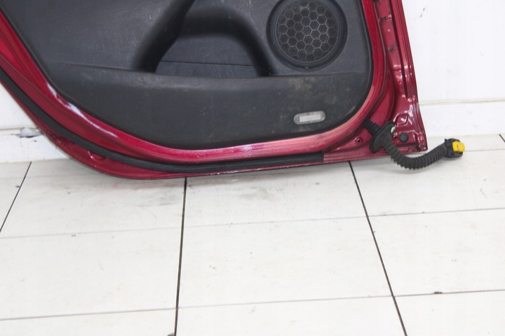 фото №8, Renault megane iii універсал 08r- двері лівий зад ліві задні деталь - код фарби