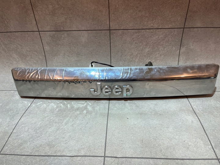 фото №2, Jeep commander xk накладка крышка зад оригинал