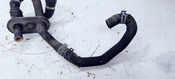 фото №3, Труба шланг води audi a8 d4 4.2 fsi 4h1819372m