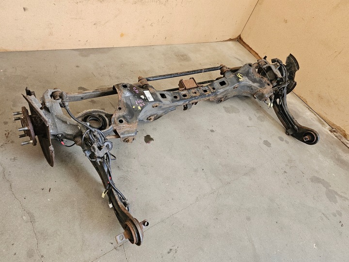 фото №7, Hyundai i40 универсал 2012- задняя балка подвешивание подрамник