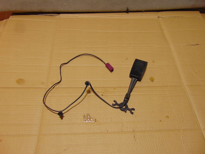 фото №1, Застібка ременя безпеки праві перед mondeo mk4