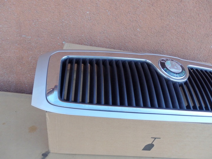 фото №4, Решётка решётка радиатора skoda superb i 2002-2006 передний рестайлинг 3u0853651