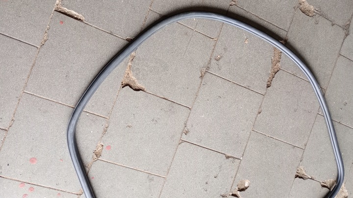 фото №2, Volkswagen atlas прокладка дверь правый зад