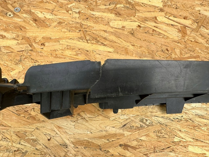 фото №4, Кріплення каркас решітка 4k0807233 audi a6 c8