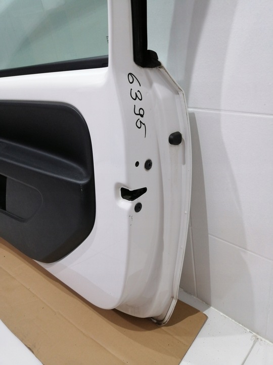 фото №15, Дверь правые передние перед vw up 3d белый