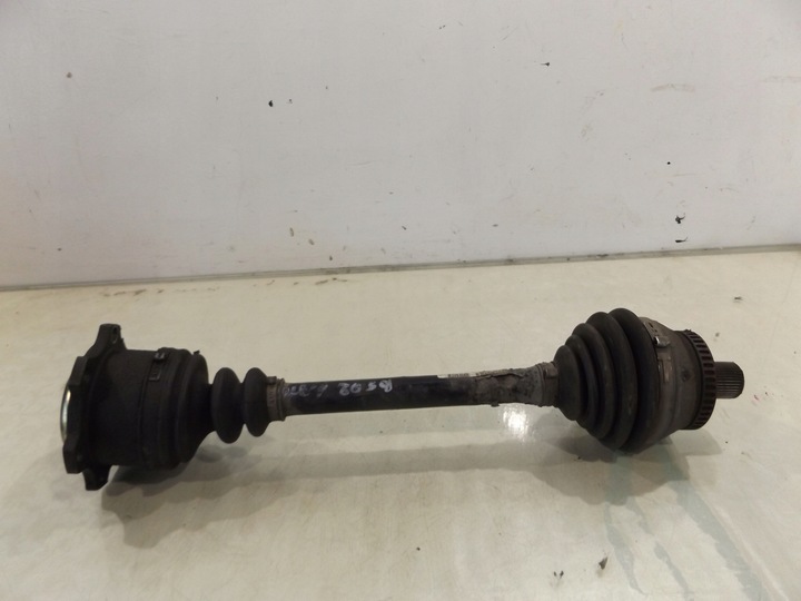 фото №1, Passat b5 fl 1,9tdi піввісь права автомат 3b0407272n